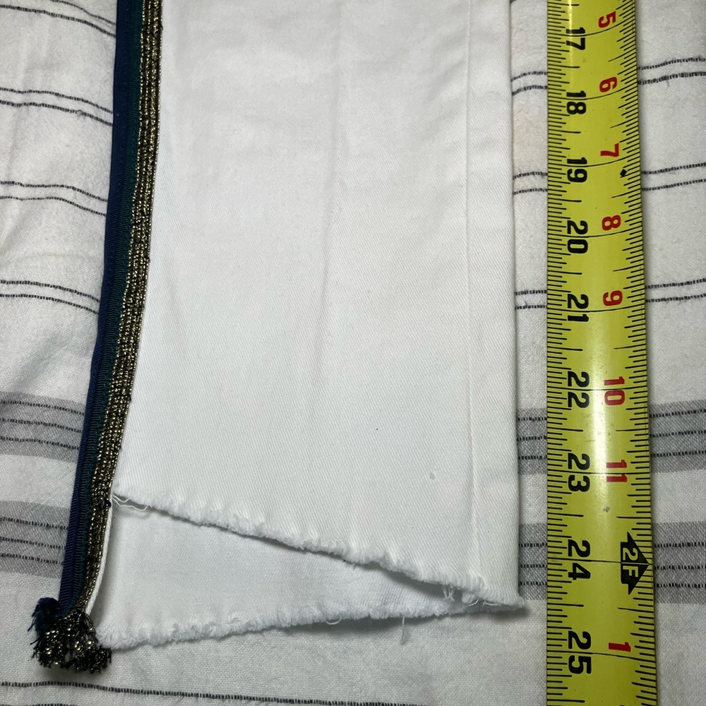 Pam &Gela white pants Navy Gold side stripe fringed bottom sz 27 - Picture 12 of 13
